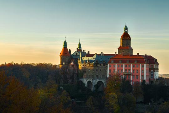 Książ- hatalmas vár sziklaormon